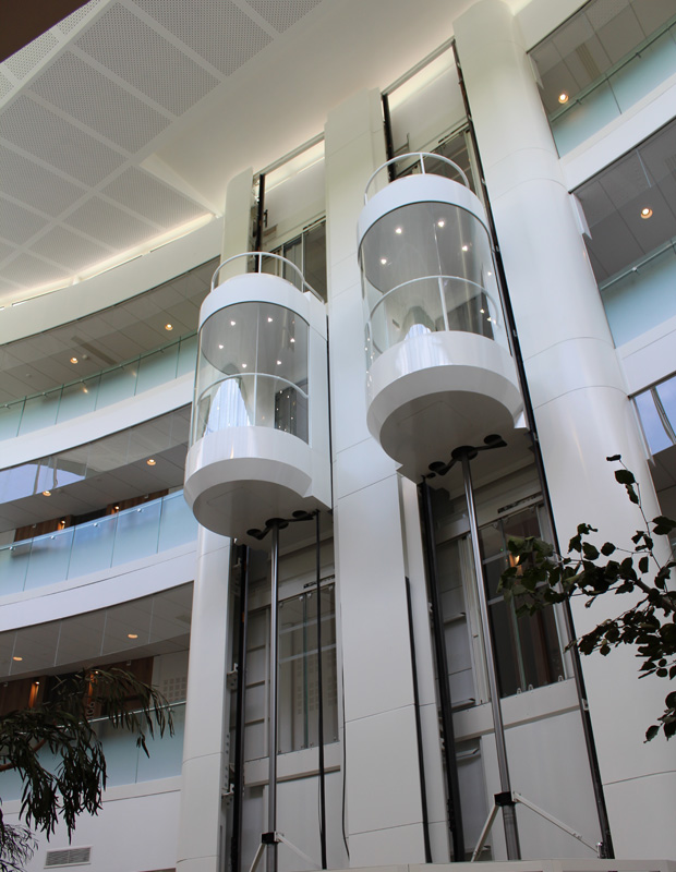 Saulière - monte escaliers, ascenseurs privatifs, monte charges - Installation d'un ascenseur collectif dans un hôtel à Avène - Ascenseur Saulière.